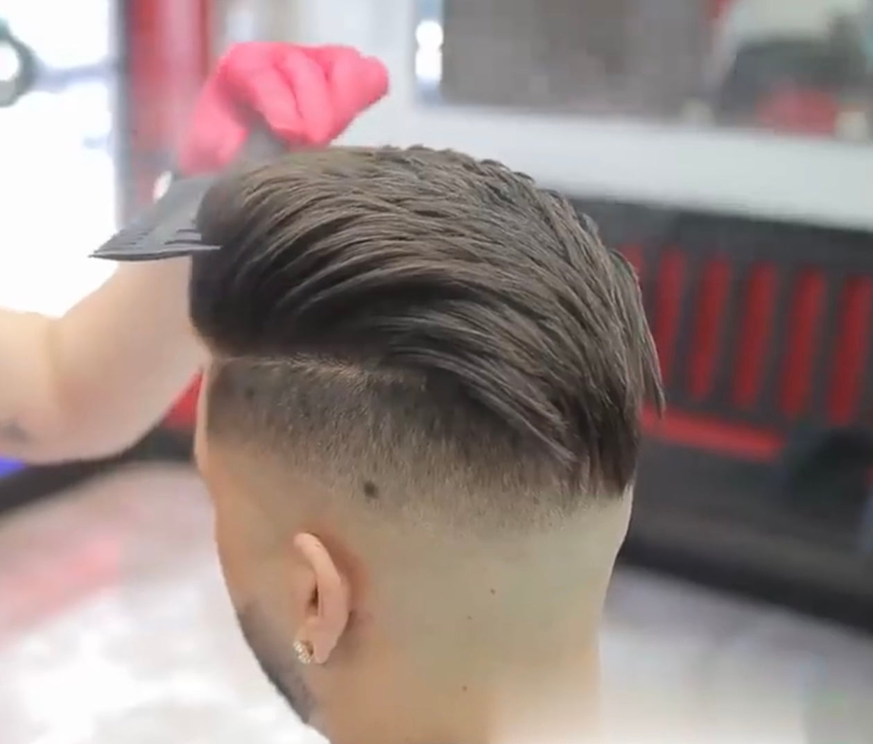 Petine per Acconciature - Ergonomico Antistatico per Capelli Voluminosi, Senza Profumo, Ideale per Fade & Look Soffici, Accessorio per Taglio Fade|Styling Moderno|Petine in Plastica Resistente, Strumenti per Acconciature kappa