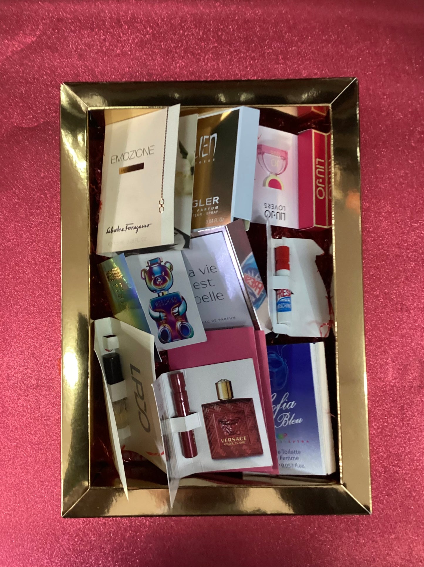 Box fialette  profumo 10 pz assortiti Donna