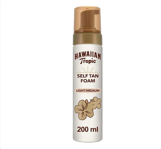 Auto ABBRONZANTE Hawaiian Tropic - Self Tanning Foam Light/Medium, Autoabbronzante in Mousse per Pelli Chiare/Medie, Formato 200 ml, con Aloe Vera e Vitamina E